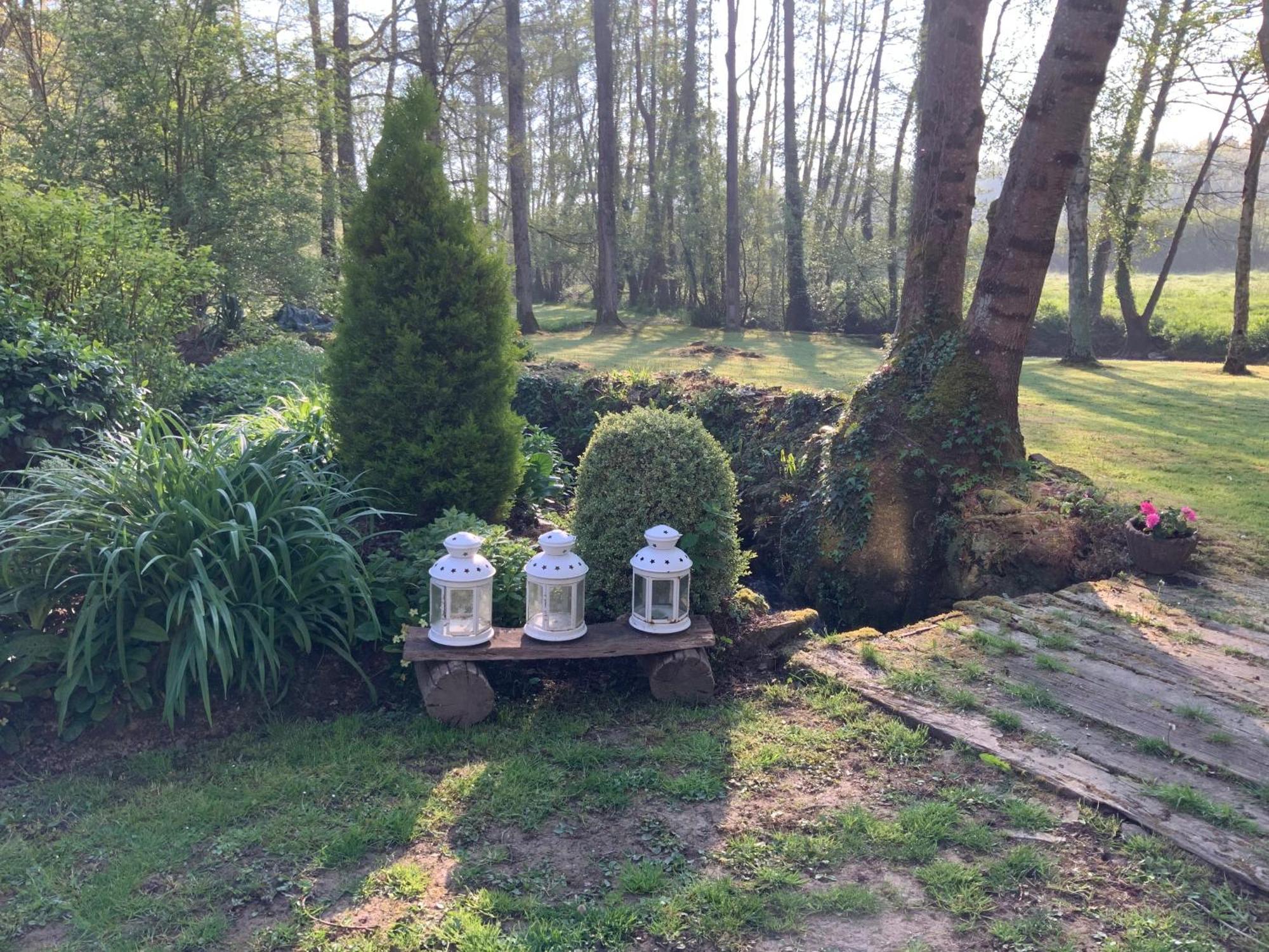 Le Moulin De La Castellerie Bed & Breakfast Moon-sur-Elle Exterior foto
