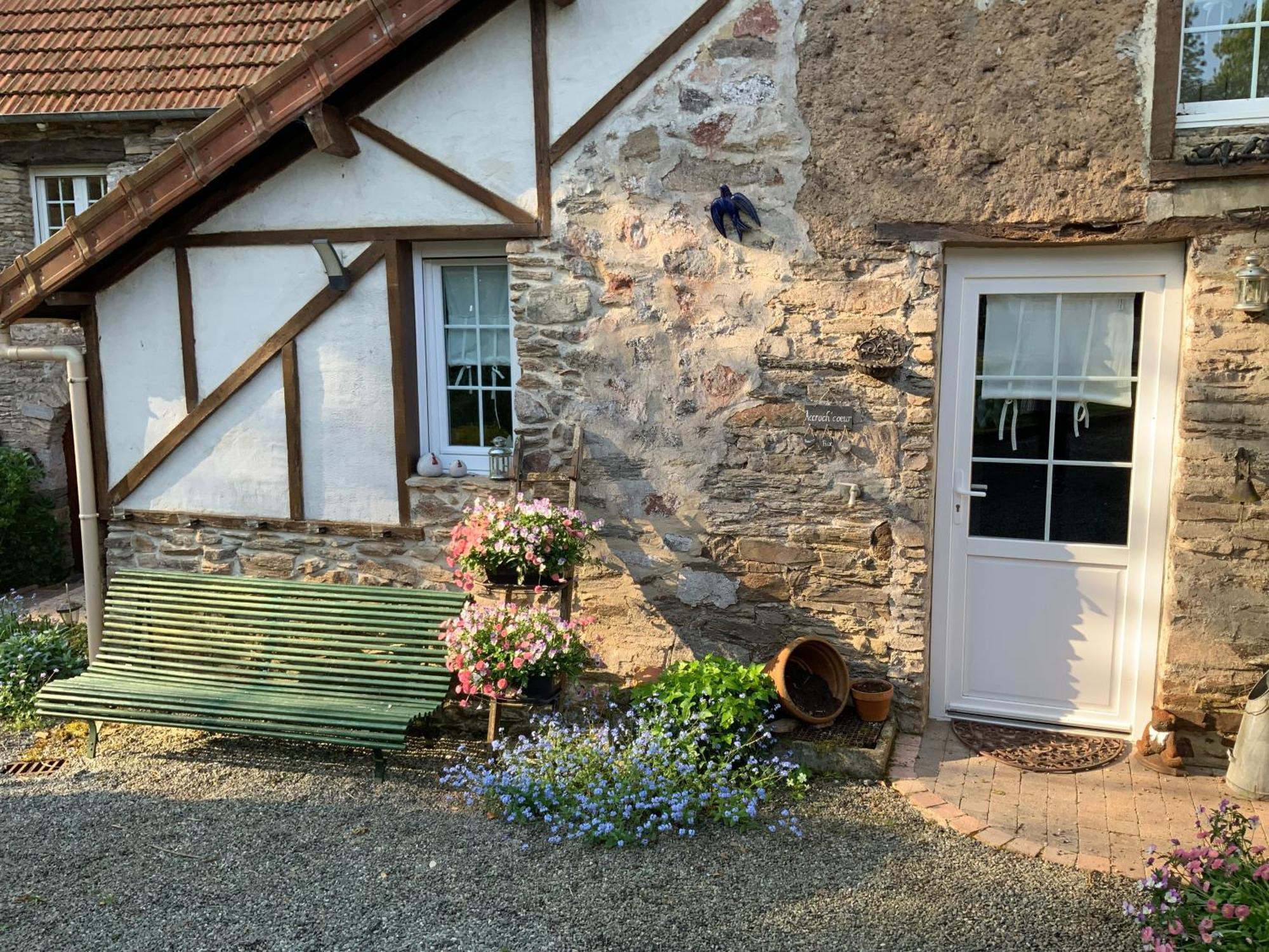 Le Moulin De La Castellerie Bed & Breakfast Moon-sur-Elle Exterior foto
