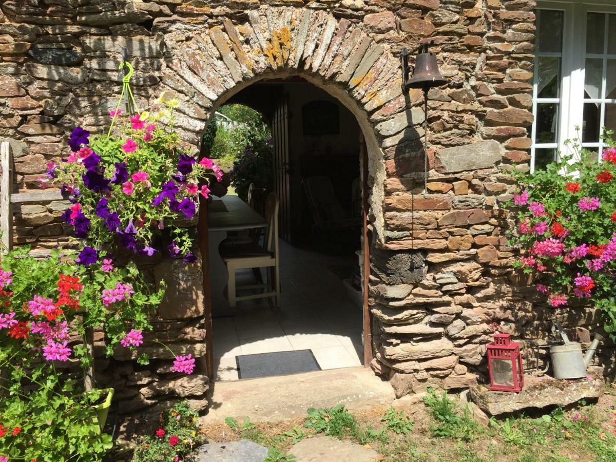 Le Moulin De La Castellerie Bed & Breakfast Moon-sur-Elle Exterior foto